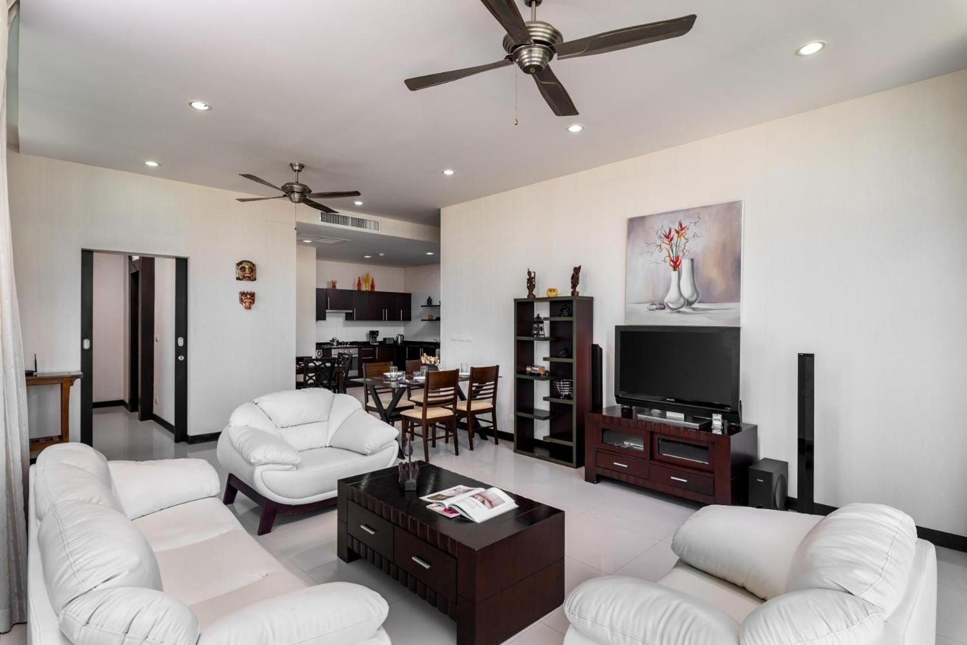 Veloche 2 Bedroom Apartment With Seaview Karon Bagian luar foto